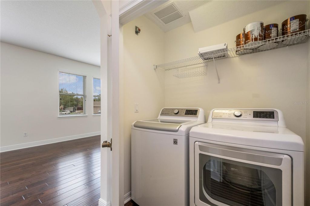 Image 18 of property listing at 7560 BENTONSHIRE AVENUE, Windermere, FL 34786