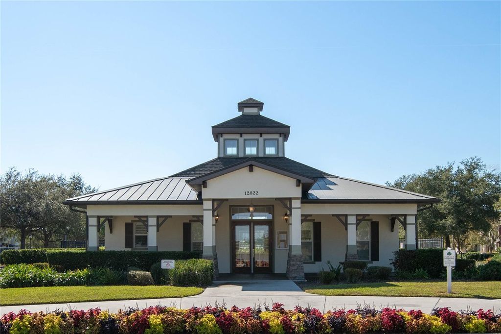 Image 36 of property listing at 7560 BENTONSHIRE AVENUE, Windermere, FL 34786