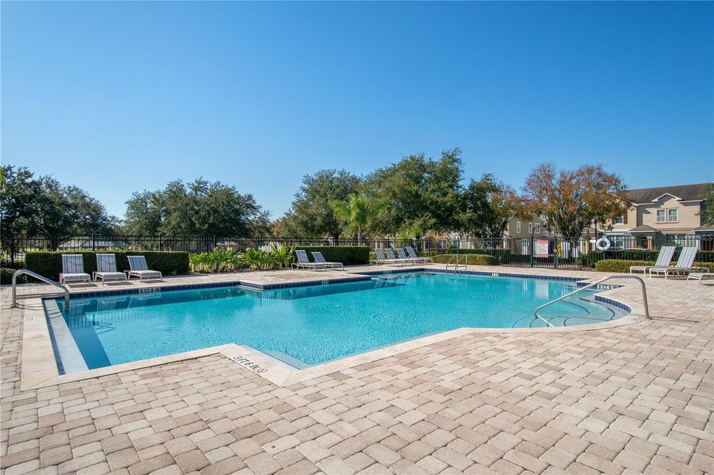 Image 39 of property listing at 7560 BENTONSHIRE AVENUE, Windermere, FL 34786