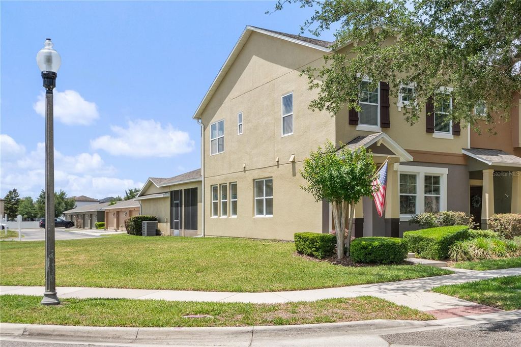 Image 45 of property listing at 7560 BENTONSHIRE AVENUE, Windermere, FL 34786