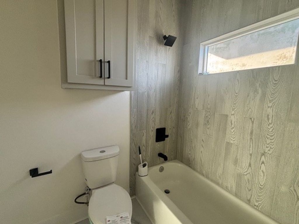 Image 7 of property listing at 2074 Augusta Dr, San Angelo, TX 76904