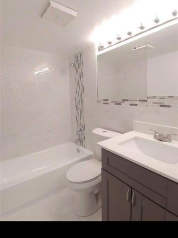 9903 Three Lakes Circle, Boca Raton, FL 33428