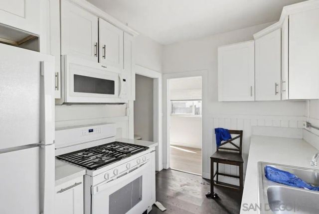 1859-1861 Irving Ave, San Diego, CA 92113