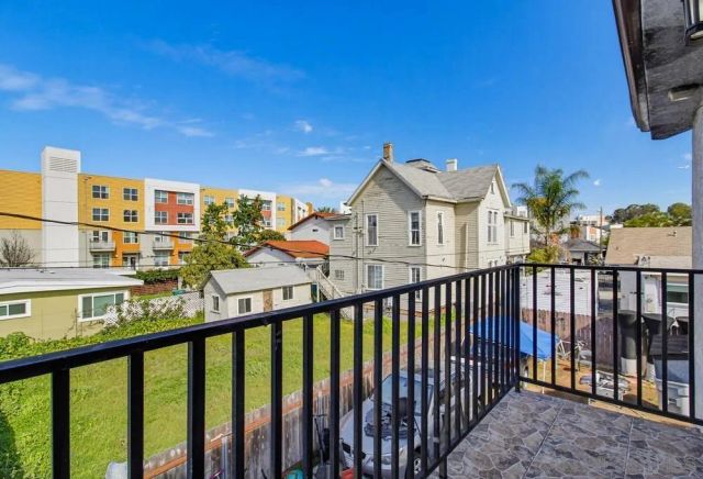 1859-1861 Irving Ave, San Diego, CA 92113