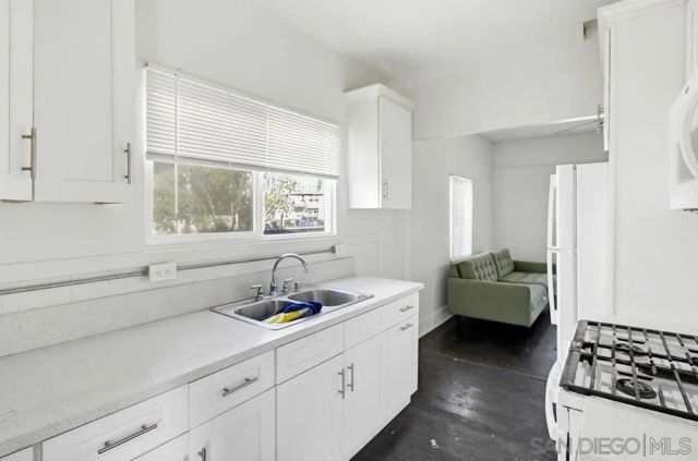 1859-1861 Irving Ave, San Diego, CA 92113