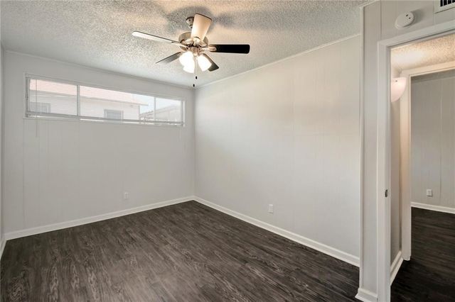 2900 Cole ST 310, Austin, TX 78705