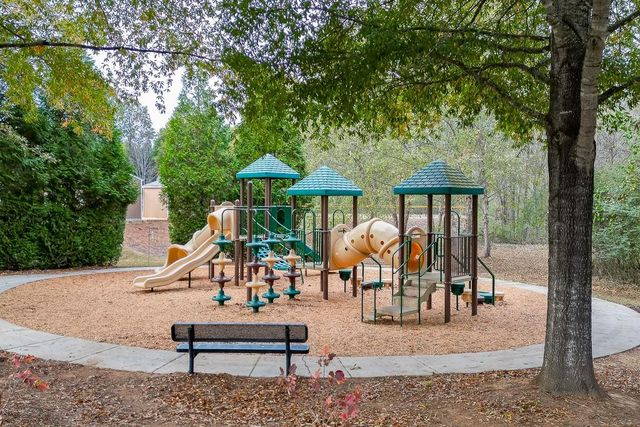 6407 Lantern Ridge, Hoschton, GA 30548