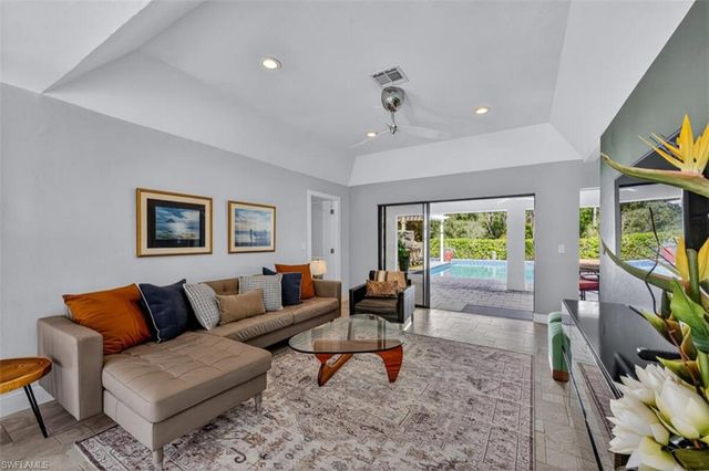 3331 3rd AVE NW, Naples, FL 34120