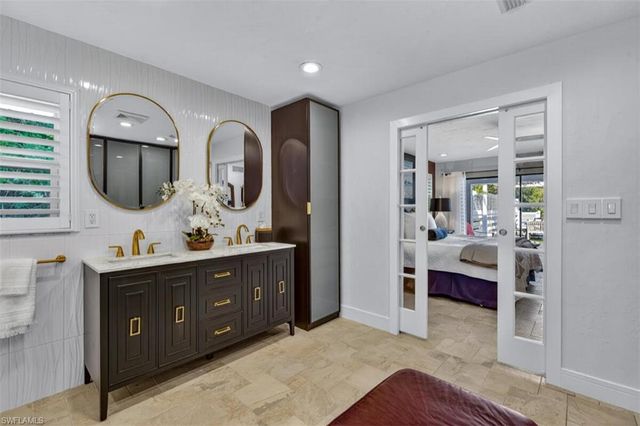 3331 3rd AVE NW, Naples, FL 34120