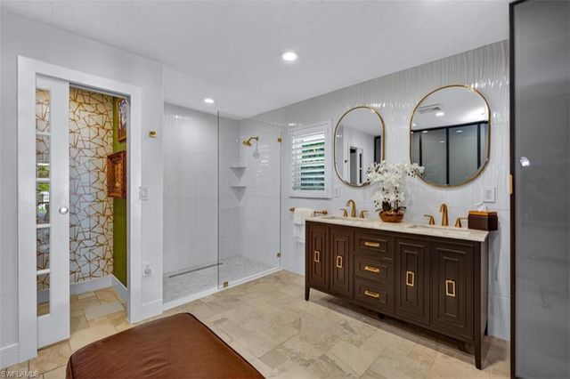 3331 3rd AVE NW, Naples, FL 34120