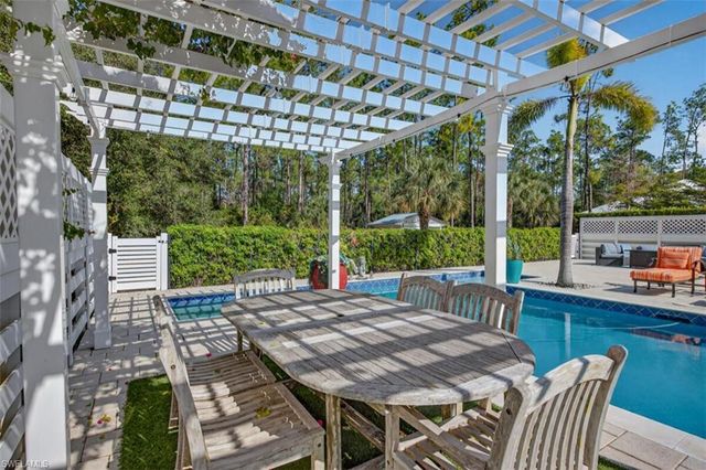 3331 3rd AVE NW, Naples, FL 34120