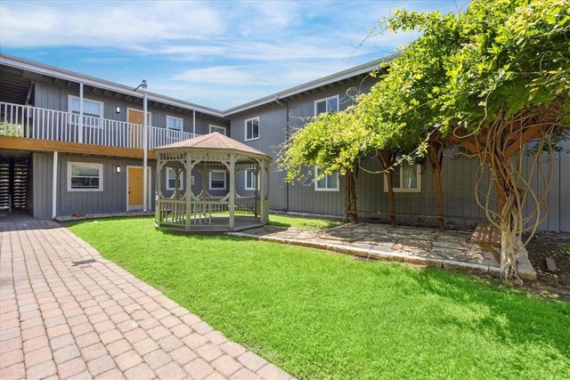 2401 Manor RD 232A, Austin, TX 78722