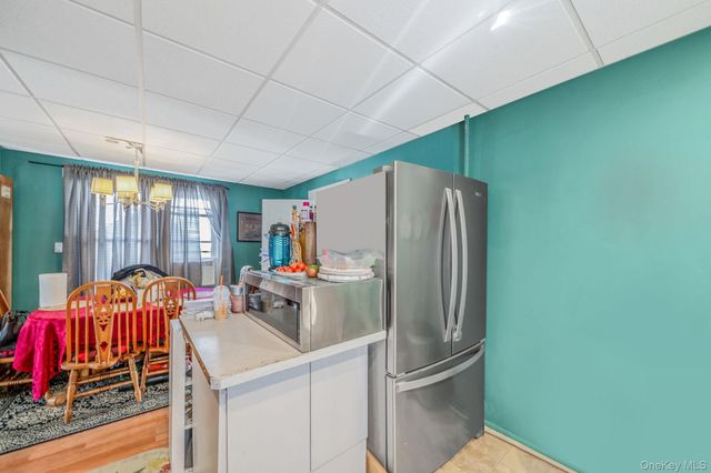 173 E Seaman Avenue, Freeport, NY 11520