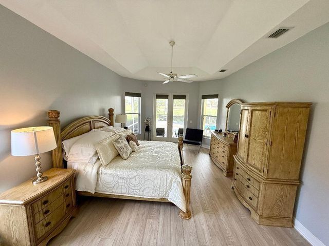 1305 SW Bent Pine Cove, Port St. Lucie, FL 34986