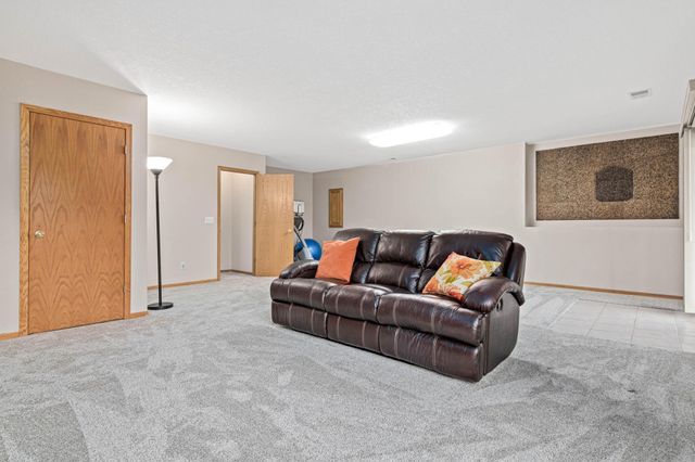 12270 194th Avenue NW, Elk River, MN 55330