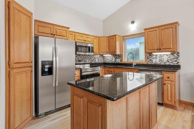 12270 194th Avenue NW, Elk River, MN 55330