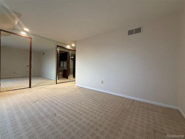 6302 Laurentian Court, Flint, MI 48532