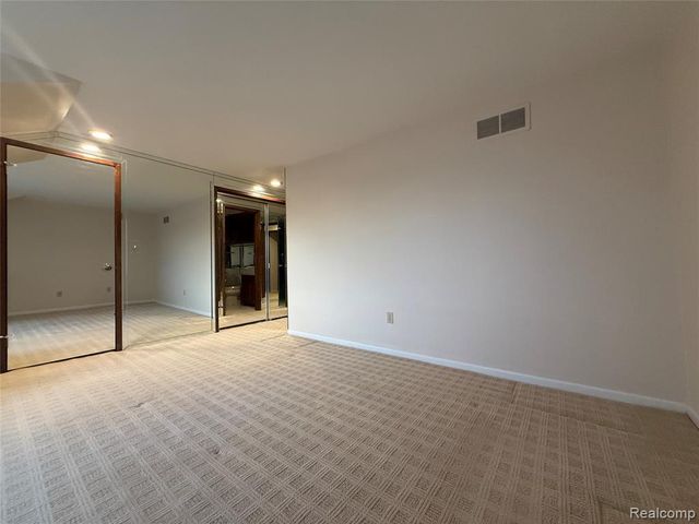 6302 Laurentian Court, Flint, MI 48532