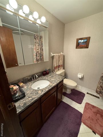 6302 Laurentian Court, Flint, MI 48532