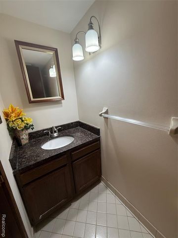 6302 Laurentian Court, Flint, MI 48532