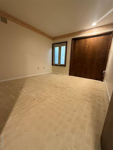 6302 Laurentian Court, Flint, MI 48532