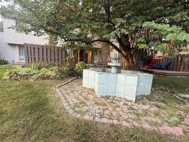 6302 Laurentian Court, Flint, MI 48532