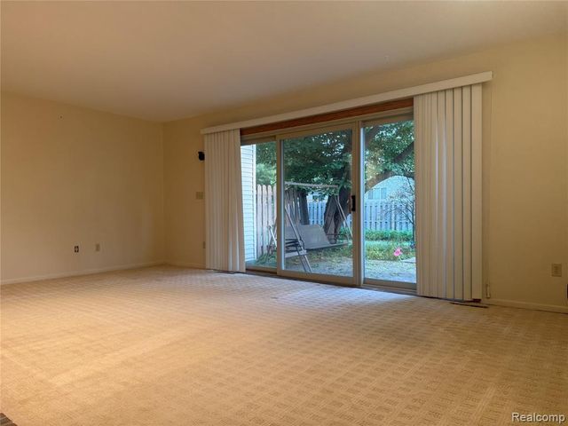 6302 Laurentian Court, Flint, MI 48532