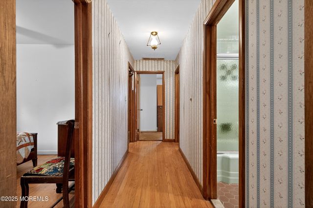 21 Pine Street, Old Bridge, NJ 08857