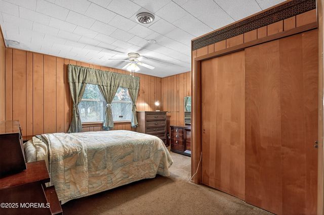 21 Pine Street, Old Bridge, NJ 08857