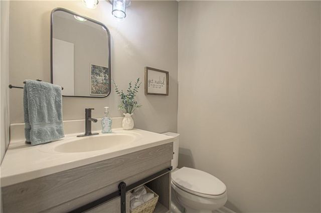 601 Woodson Lane, Greenwood, MO 64034