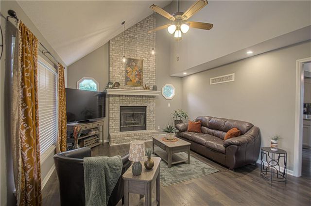 601 Woodson Lane, Greenwood, MO 64034