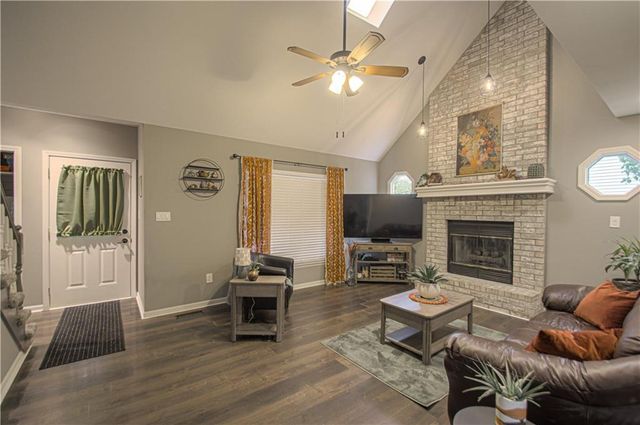 601 Woodson Lane, Greenwood, MO 64034