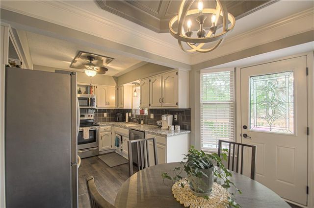 601 Woodson Lane, Greenwood, MO 64034