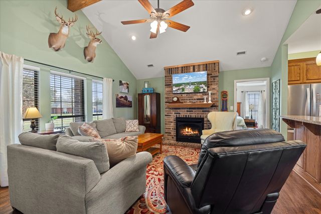 383 Cedar, Stephenville, TX 76401