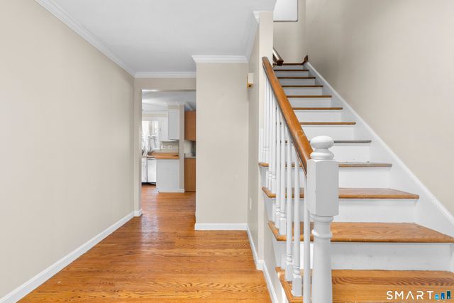 52 Laura Road, Hamden, CT 06514