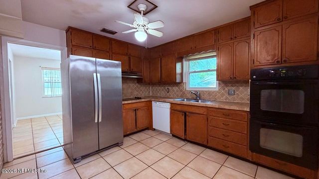 3156 GREEN ARBOR Place, Jacksonville, FL 32277