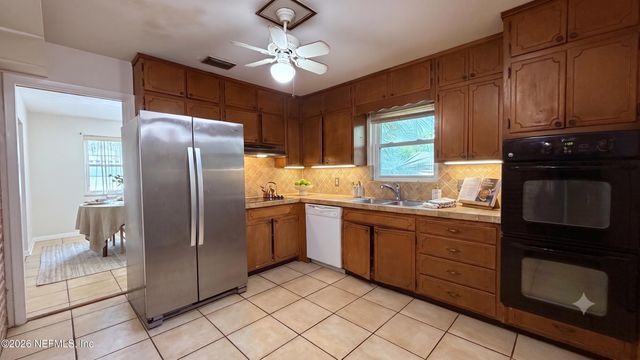 3156 GREEN ARBOR Place, Jacksonville, FL 32277