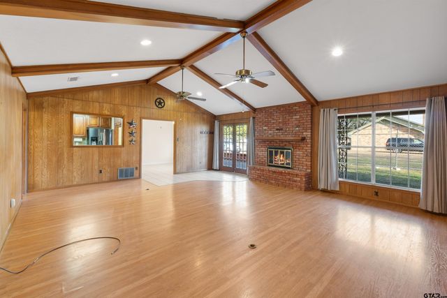 1420 N Pacific, Mineola, TX 75773