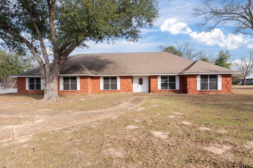 1420 N Pacific, Mineola, TX 75773