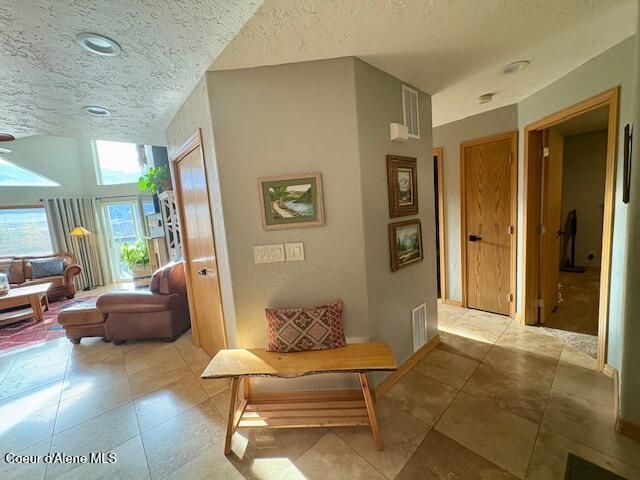 75 Silver, 202 202, Kellogg, ID 83837