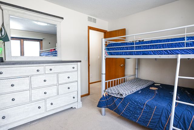 6201 Center Street, West Des Moines, IA 50266