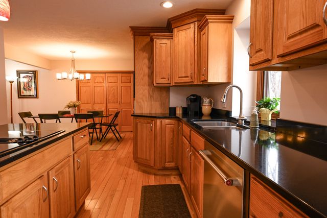 6201 Center Street, West Des Moines, IA 50266