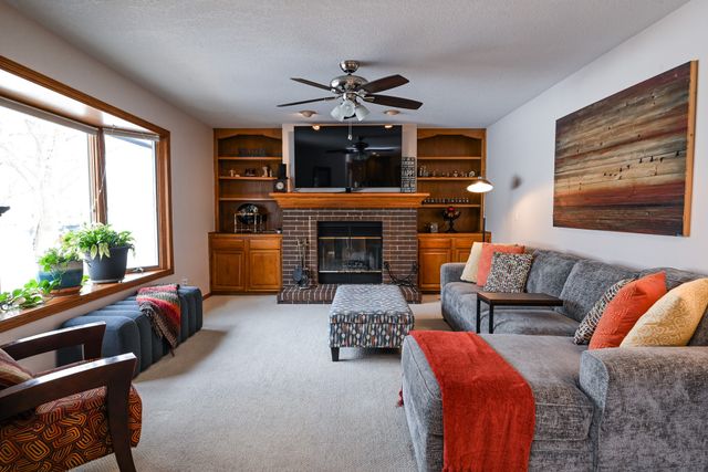 6201 Center Street, West Des Moines, IA 50266