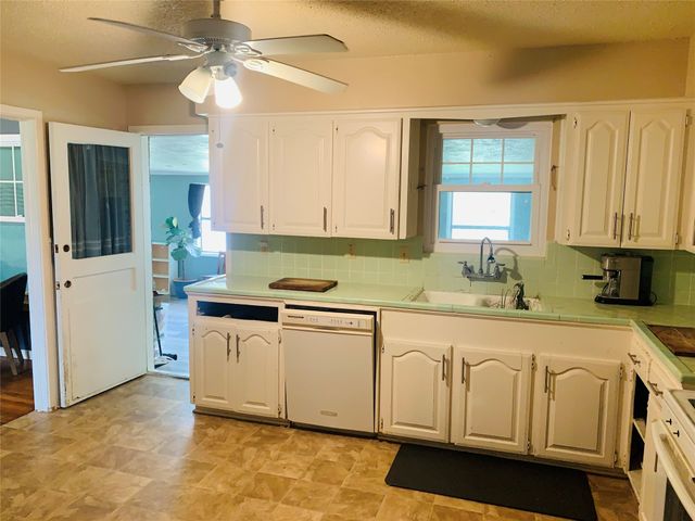 2009 West Way, Garland, TX 75042
