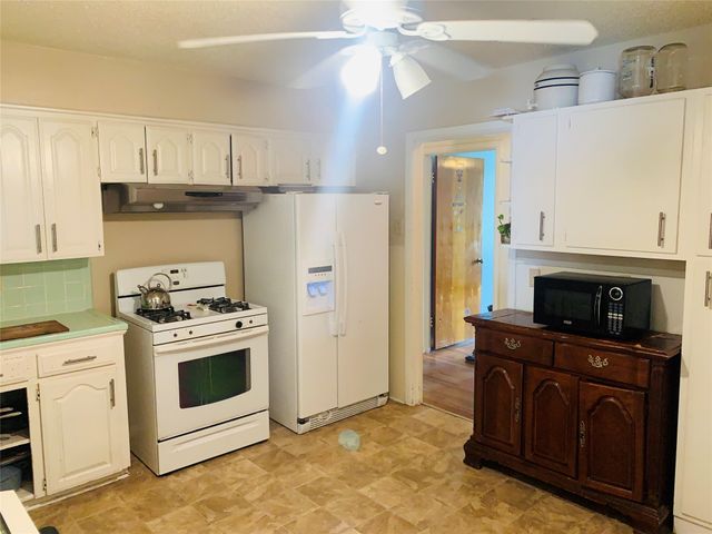 2009 West Way, Garland, TX 75042