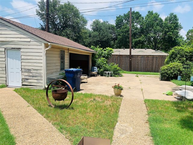 2009 West Way, Garland, TX 75042