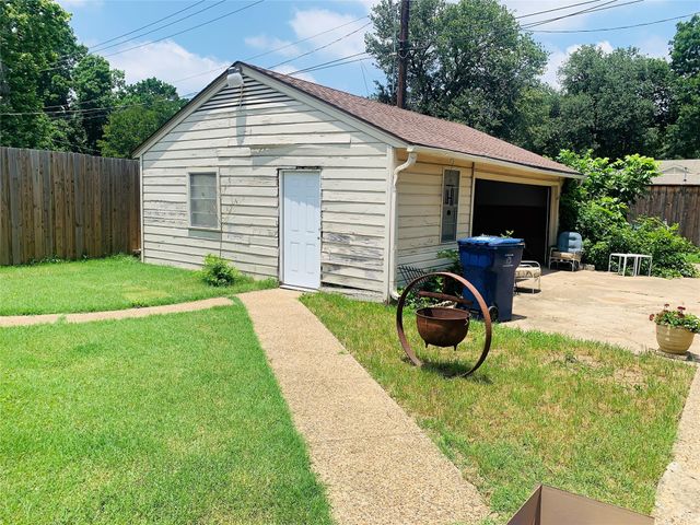 2009 West Way, Garland, TX 75042