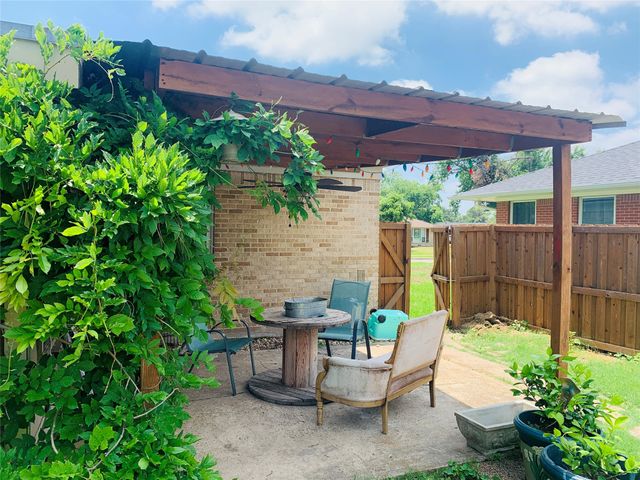2009 West Way, Garland, TX 75042