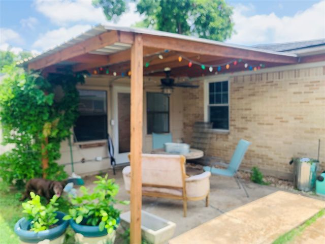 2009 West Way, Garland, TX 75042