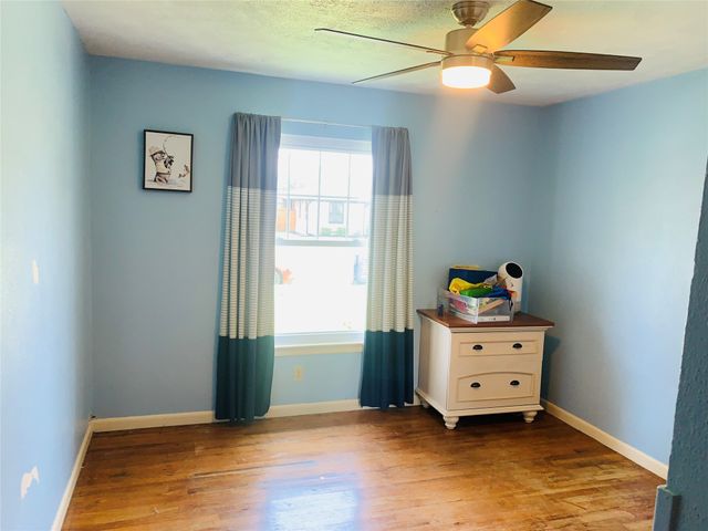 2009 West Way, Garland, TX 75042